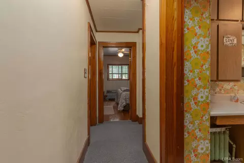 Entry Way - 205 Fourth, Alpha, MI 49902 photo 6 of 7
