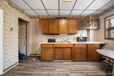 Kitchen - 635 N Fifth, Ishpeming, MI 49849 photo 3 of 5