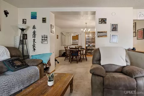 Living - 635 N Fifth, Ishpeming, MI 49849 photo 10 of 10