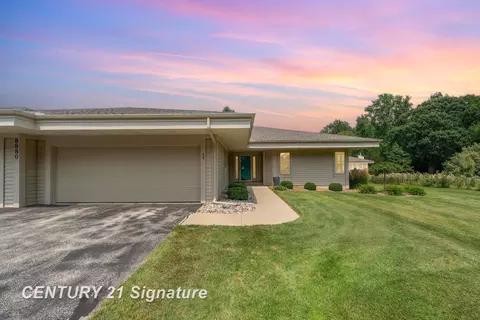 8880 Windrush #16, Saginaw, MI 48609