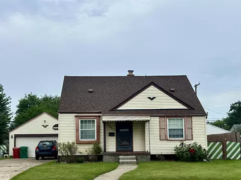 22476 Saxony, Eastpointe, MI 48021