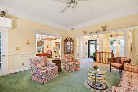 Living - 8917 Hawthorne, Tecumseh, MI 49286 photo 4 of 6