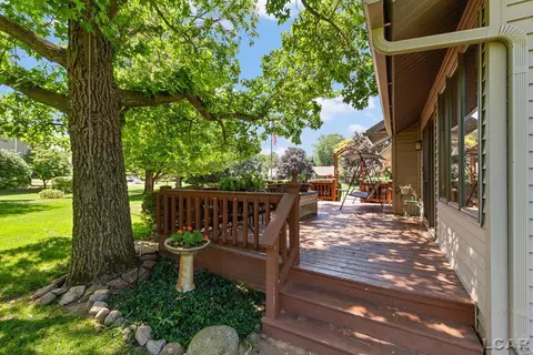 Exterior - 8917 Hawthorne, Tecumseh, MI 49286 photo 10 of 14