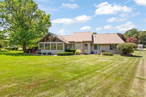 Exterior - 8917 Hawthorne, Tecumseh, MI 49286 photo 12 of 14