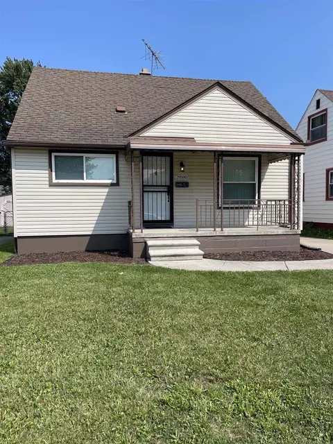 29590 John J, Roseville, MI 48066