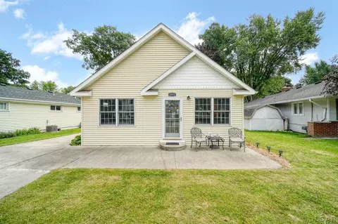 2571 Parkway, Manitou Beach, MI 49253