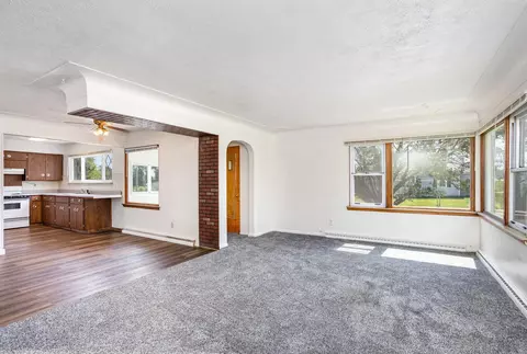 Living - 1749 S Huron, Kawkawlin, MI 48631 photo 1 of 3