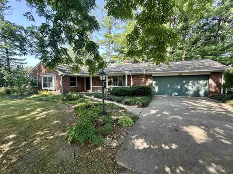 1441 Hawthorne, Saginaw, MI 48638