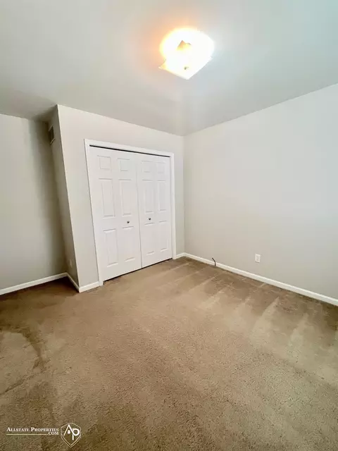 Bedroom - 9004 Spring Brk, Davison, MI 48423 photo 3 of 3