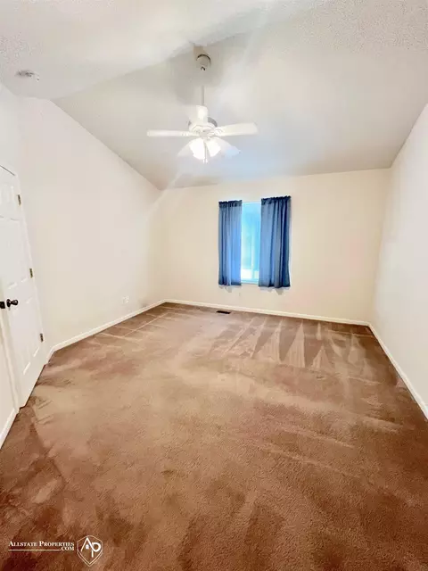 Bedroom - 9004 Spring Brk, Davison, MI 48423 photo 1 of 3