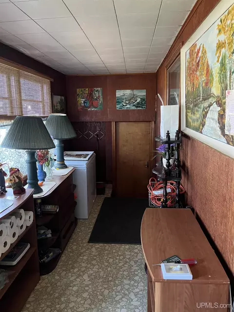 624 Duncan, Ishpeming, MI 49849 photo 9