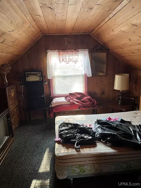624 Duncan, Ishpeming, MI 49849 photo 24