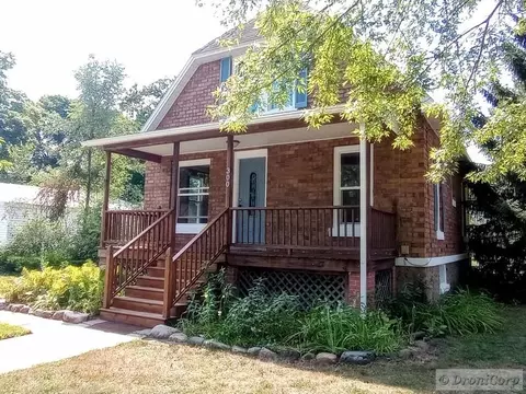 300 E Grout, Gladwin, MI 48624 photo 2