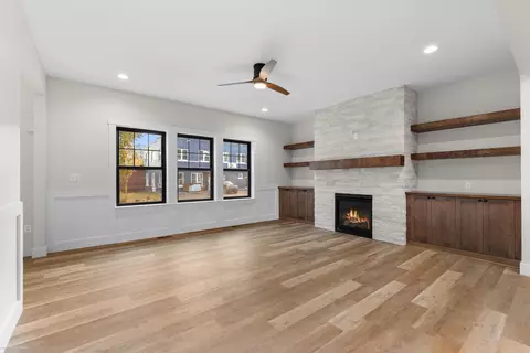 Living - 281 E Lafayette, Romeo, MI 48065 photo 1 of 4