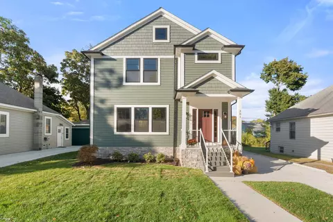 Exterior - 281 E Lafayette, Romeo, MI 48065 photo 3 of 5