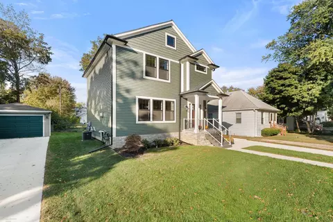 281 E Lafayette, Romeo, MI 48065
