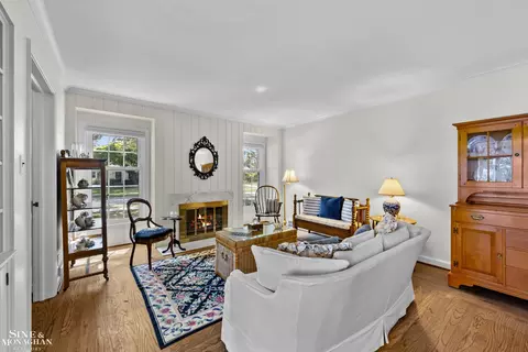 1022 Hampton, Grosse Pointe Woods, MI 48236 photo 6