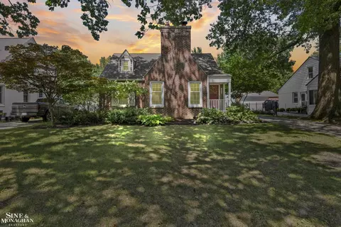 1022 Hampton, Grosse Pointe Woods, MI 48236 photo 44