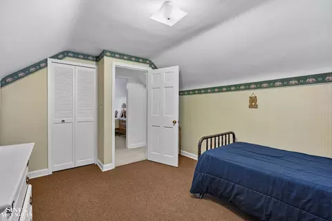 1022 Hampton, Grosse Pointe Woods, MI 48236 photo 31