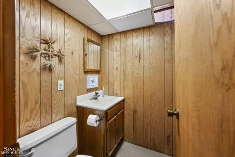 1022 Hampton, Grosse Pointe Woods, MI 48236 photo 35