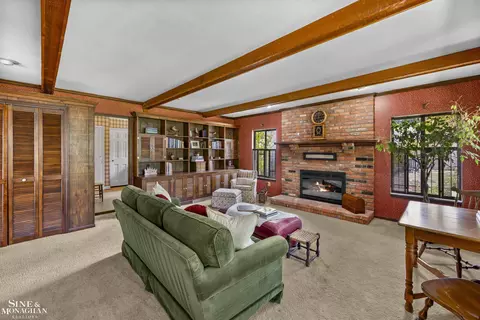 1022 Hampton, Grosse Pointe Woods, MI 48236 photo 17