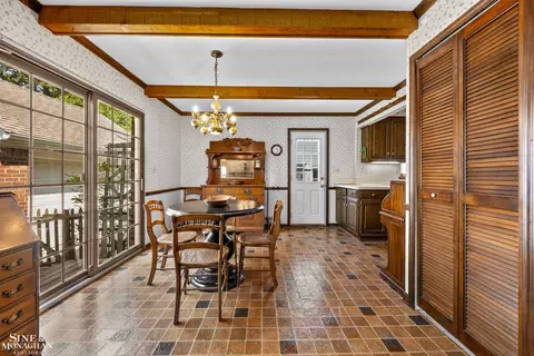 1022 Hampton, Grosse Pointe Woods, MI 48236 photo 26