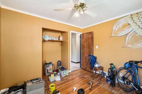 Bedroom - 29746 Red Cedar, Flat Rock, MI 48134 photo 4 of 7