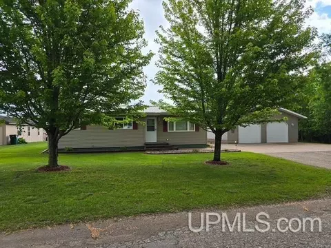 806 Division, Quinnesec, MI 49876