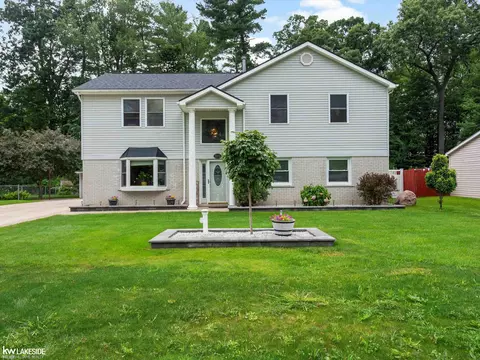 52145 Brentwood, Shelby Township, MI 48316