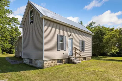 228 W Beaver, Standish, MI 48658