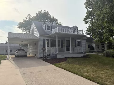 1215 N Dewitt, Bay City, MI 48706