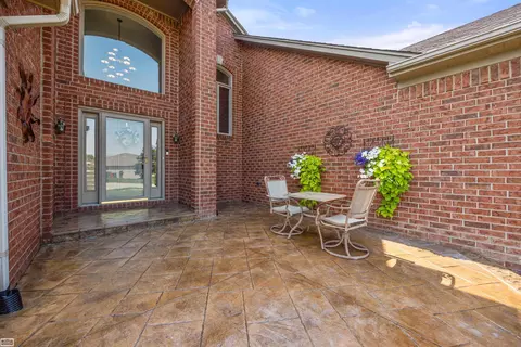 51317 Hook, Macomb, MI 48042 photo 5
