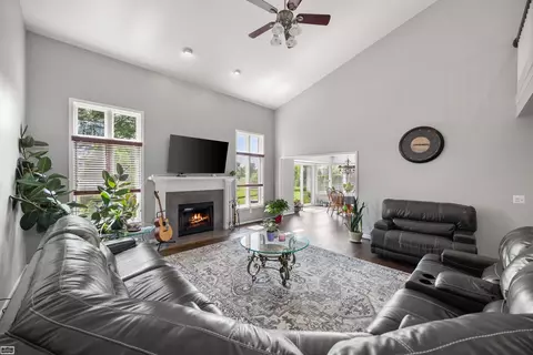 51317 Hook, Macomb, MI 48042 photo 7