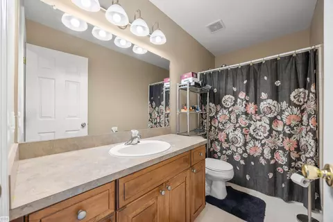 51317 Hook, Macomb, MI 48042 photo 37