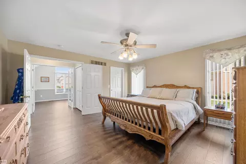 51317 Hook, Macomb, MI 48042 photo 28
