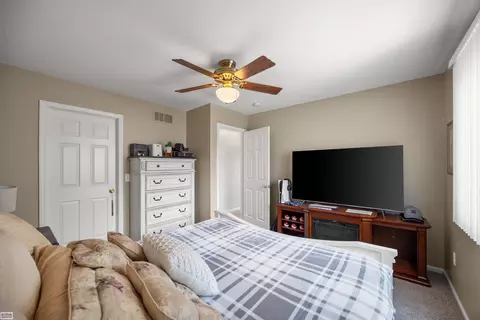 51317 Hook, Macomb, MI 48042 photo 32