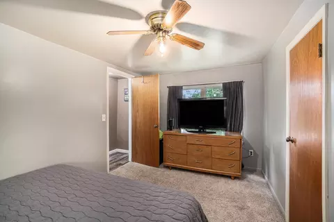 Bedroom - 3470 Fergus, Burt, MI 48417 photo 2 of 3
