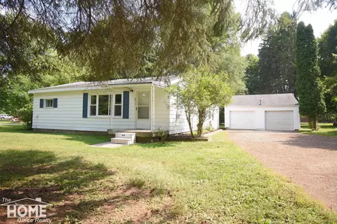 6910 Coleman, East Lansing, MI 48823