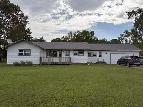 10765 Dorwood, Burt, MI 48417