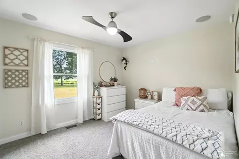 Bedroom - 2293 Steiner, Monroe, MI 48162 photo 4 of 7