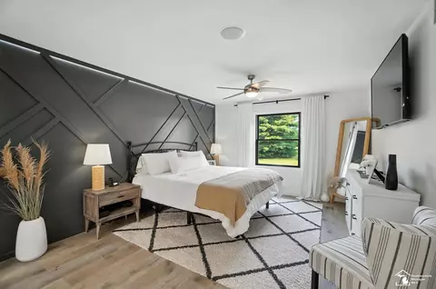 Bedroom - 2293 Steiner, Monroe, MI 48162 photo 1 of 7