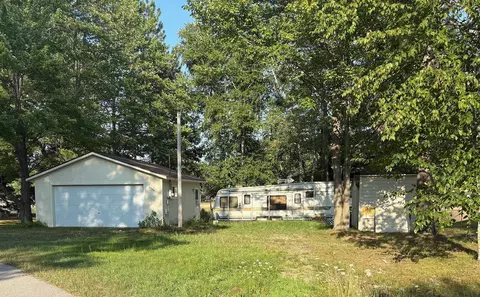 3764 Peninsular, Gladwin, MI 48624