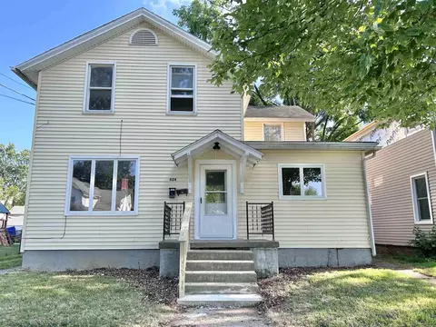 824 E Maumee, Adrian, MI 49221