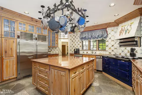 Kitchen - 273 Ridge, Grosse Pointe Farms, MI 48236 photo 2 of 3