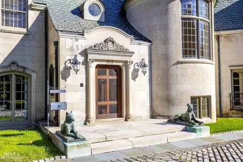 Exterior - 273 Ridge, Grosse Pointe Farms, MI 48236 photo 6 of 26