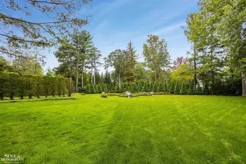 Exterior - 273 Ridge, Grosse Pointe Farms, MI 48236 photo 23 of 26