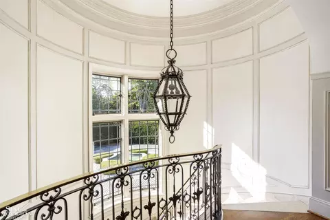 Entry Way - 273 Ridge, Grosse Pointe Farms, MI 48236 photo 4 of 4