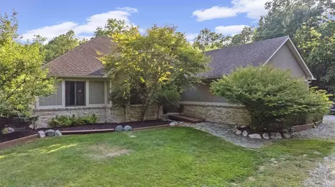 6715 N Pointe, East China, MI 48054