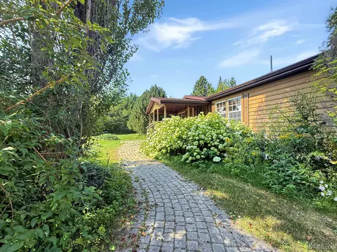 Exterior - 3465 K, Escanaba, MI 49807 photo 4 of 8