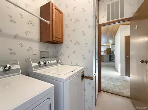 Other - 3465 K, Escanaba, MI 49807 photo 5 of 12